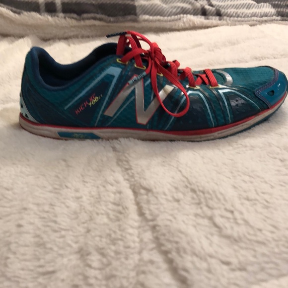 new balance kick xc 700 v3